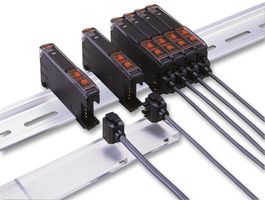 OMRON INDUSTRIAL AUTOMATION - E3X-CN12 - 從連接器 單芯
